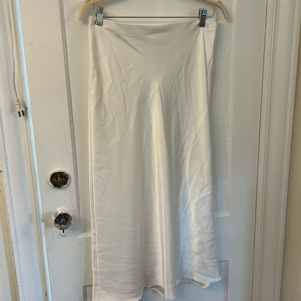 Zara brand new white satin midi skirt